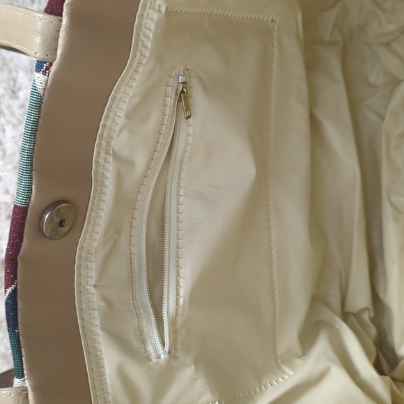 Flag Vacation Travel Purse - Picture 9 of 15